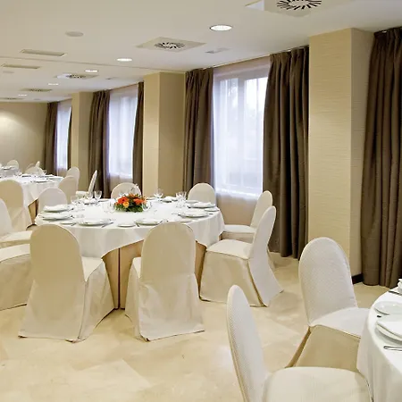 Hotel Nh Balago