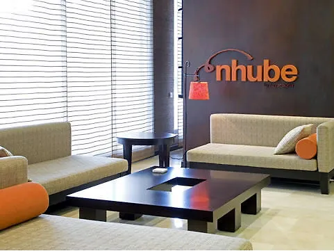 瓦拉多利巴拉格nh酒店